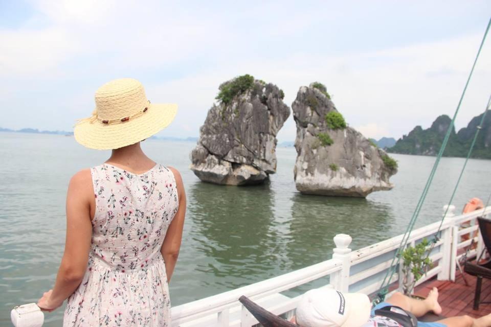 Halong Bay View Hostel Hạ Long Exterior foto